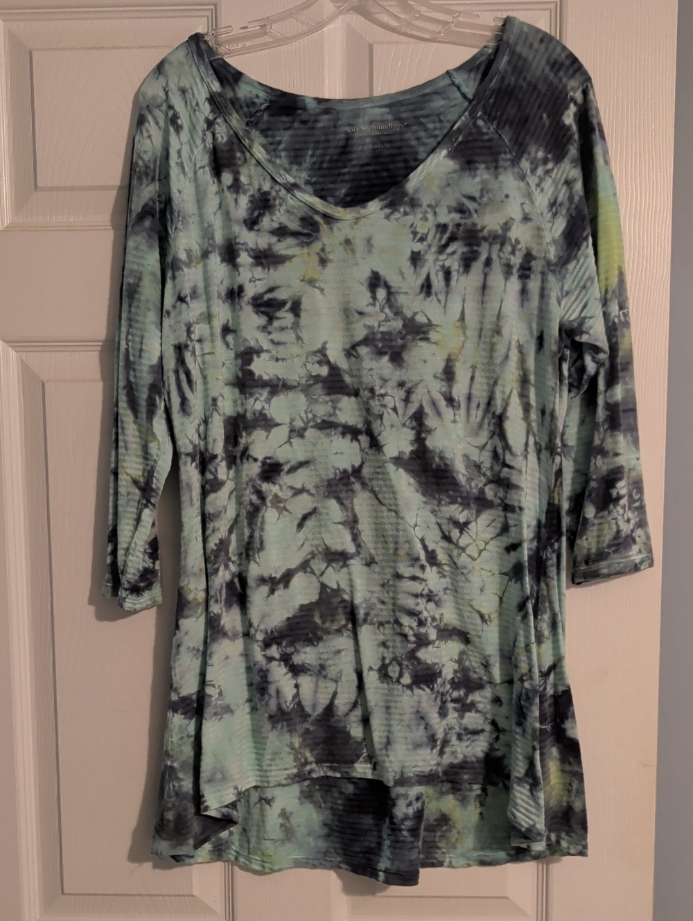 Soft Surroundings Mint Green & Blue Tie-Dye V-Neck Tunic